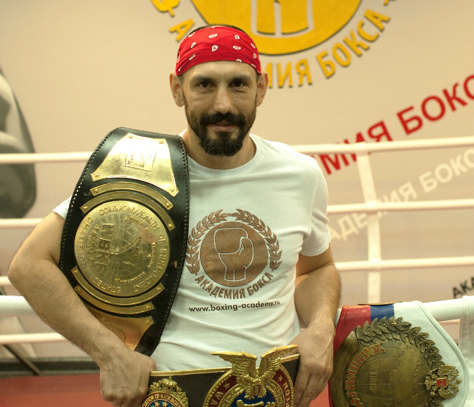 Александр Погорелов